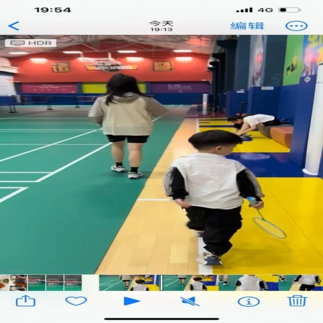 体育焦点人物与战术细节深度解析：赛场内外全景观察